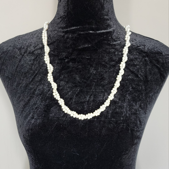 Vintage long freshwater pearl necklace 80 inches long - Picture 8 of 12